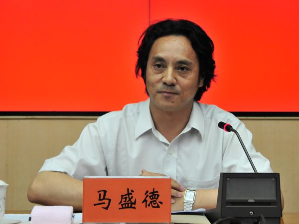  2012年6月19日上午10时，文化部举行新闻发布会，介绍第五届中国昆剧艺术节、第五届中国苏州评弹艺术节及第四届中国非物质文化遗产保护·苏州论坛的有关情况，并答记者问。图为文化部非物质文化遗产司副司长马盛德发布苏州论坛有关情况。文化部政府门户网站马思伟 摄。 