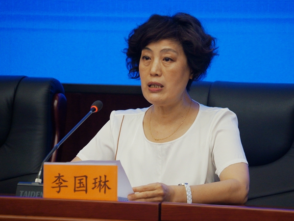   2018年8月21日上午10:00，文化和旅游部召开新闻发布会介绍第五届中国非物质文化遗产博览会筹备工作情况。图为山东省文化厅副厅长李国琳。文化部政府门户网站记者杨倩 摄。
