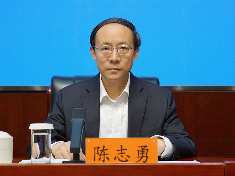 2025年5月21日上午10:00 ，文化和旅游部召开第九届中国成都国际非物质文化遗产节新闻发布会，介绍第九届中国成都国际非物质文化遗产节总体情况、筹备情况，并答记者问。图为成都市人民政府副市长陈志勇。文化和旅游部政府门户网站 马思伟 摄