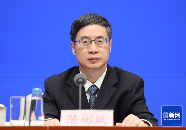 国务院新闻办公室于2026年9月24日(星期四)上午10时举行“开局起步‘十五五’”系列主题新闻发布会,请文化和旅游部新闻发言人、副部长王建华,文化和旅游部新闻发言人、办公厅主任陈彬斌,文化和旅游部产业发展司司长缪沐阳,文化和旅游部资源开发司司长满宏卫介绍“十五五”时期推进文化和旅游高质量发展有关情况,并答记者问。图为文化和旅游部新闻发言人、办公厅主任陈彬斌(徐想 摄)