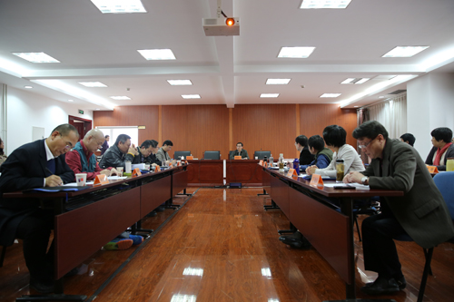 中国儿童艺术剧院党委书记雷喜宁在培训班结束后作总结